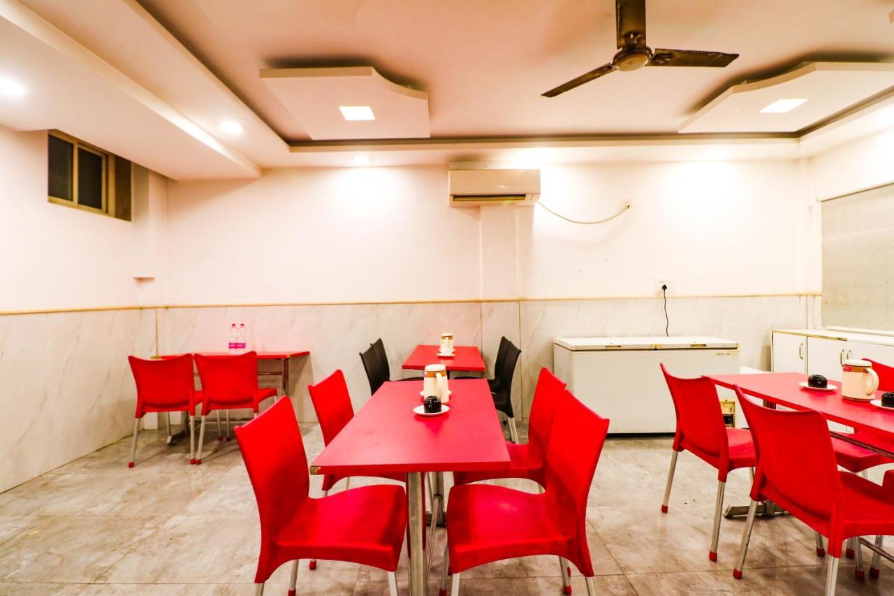 Hotel Olive Zone Near Delhi Airport 뉴델리 외부 사진