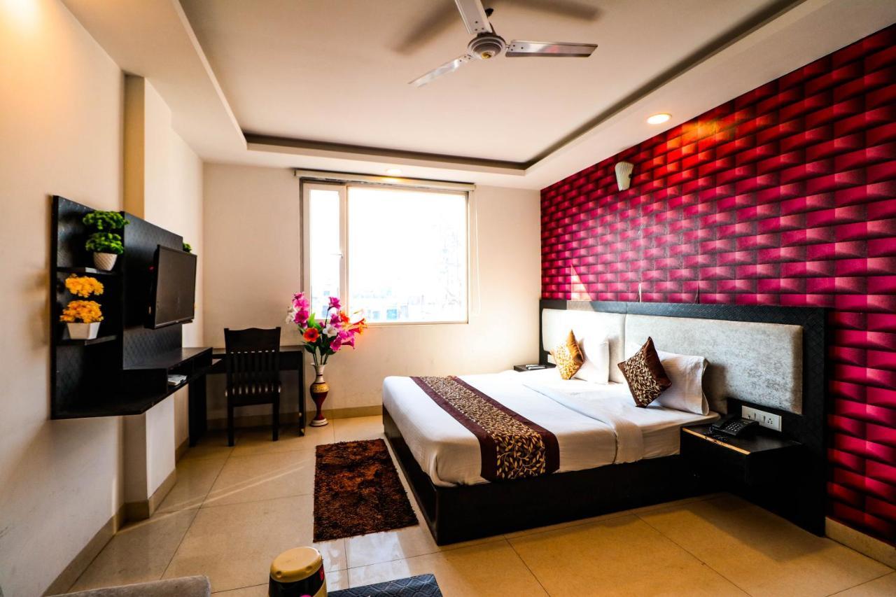 Hotel Olive Zone Near Delhi Airport 뉴델리 외부 사진