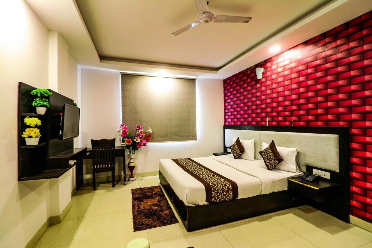 Hotel Olive Zone Near Delhi Airport 뉴델리 외부 사진