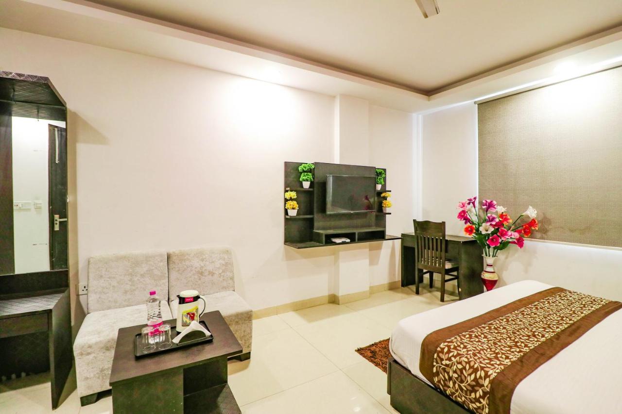 Hotel Olive Zone Near Delhi Airport 뉴델리 외부 사진