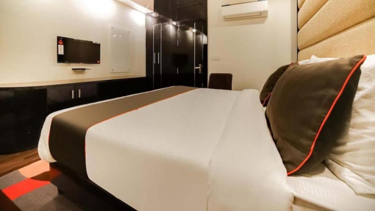 Hotel Olive Zone Near Delhi Airport 뉴델리 외부 사진